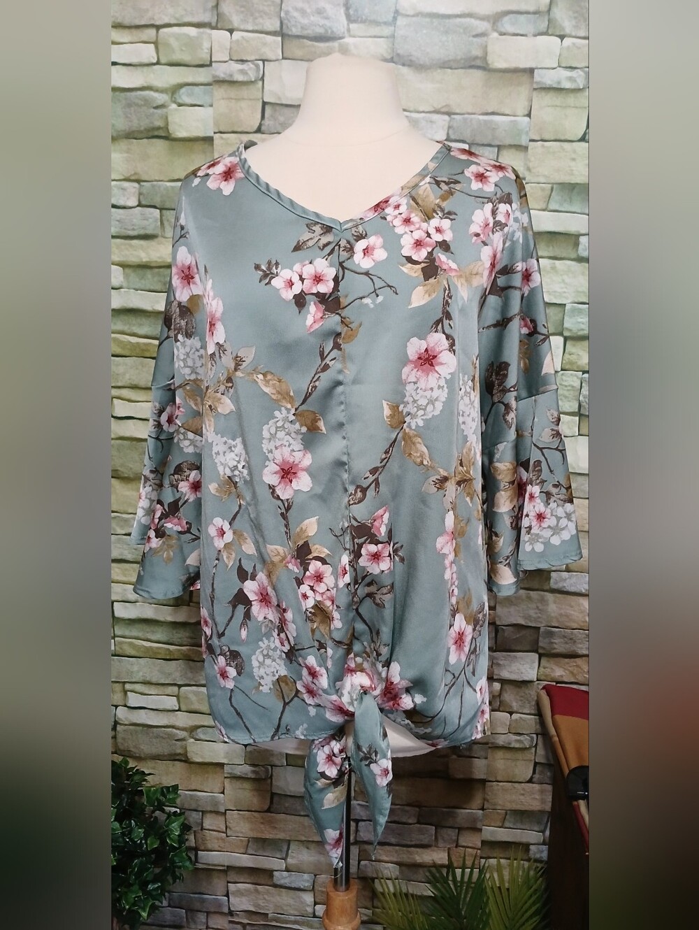 3XL Sage Green Floral Tie-Front Blouse Women's V-Neck Blouse
